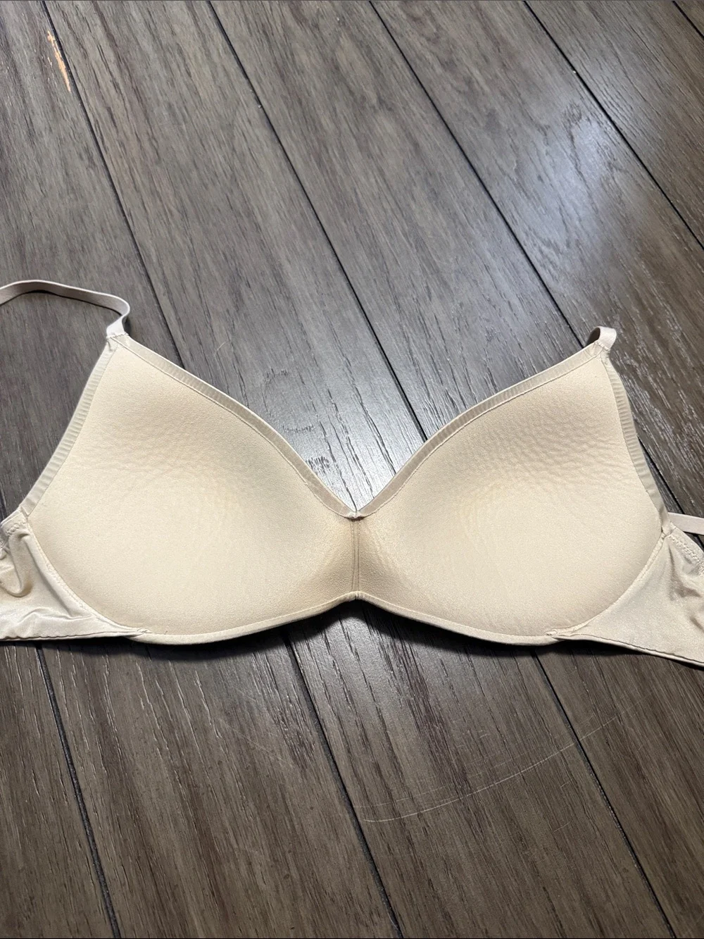 Skims Wireless Form T Shirt Bra Color Clay Size 38C